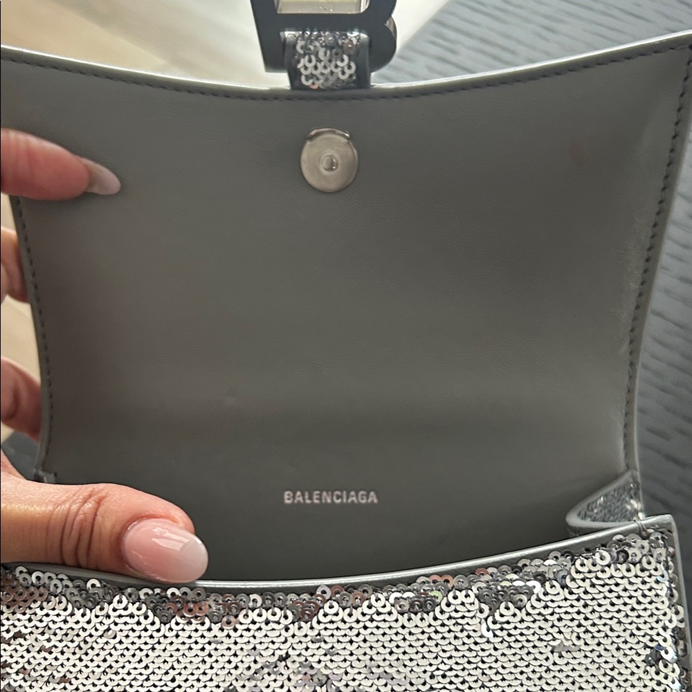 Balenciaga Silver Sequin XS Bag Excellent Condition - Picture 13 of 15